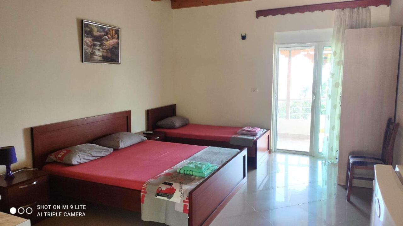 Vasil Rooms Lukovë Esterno foto