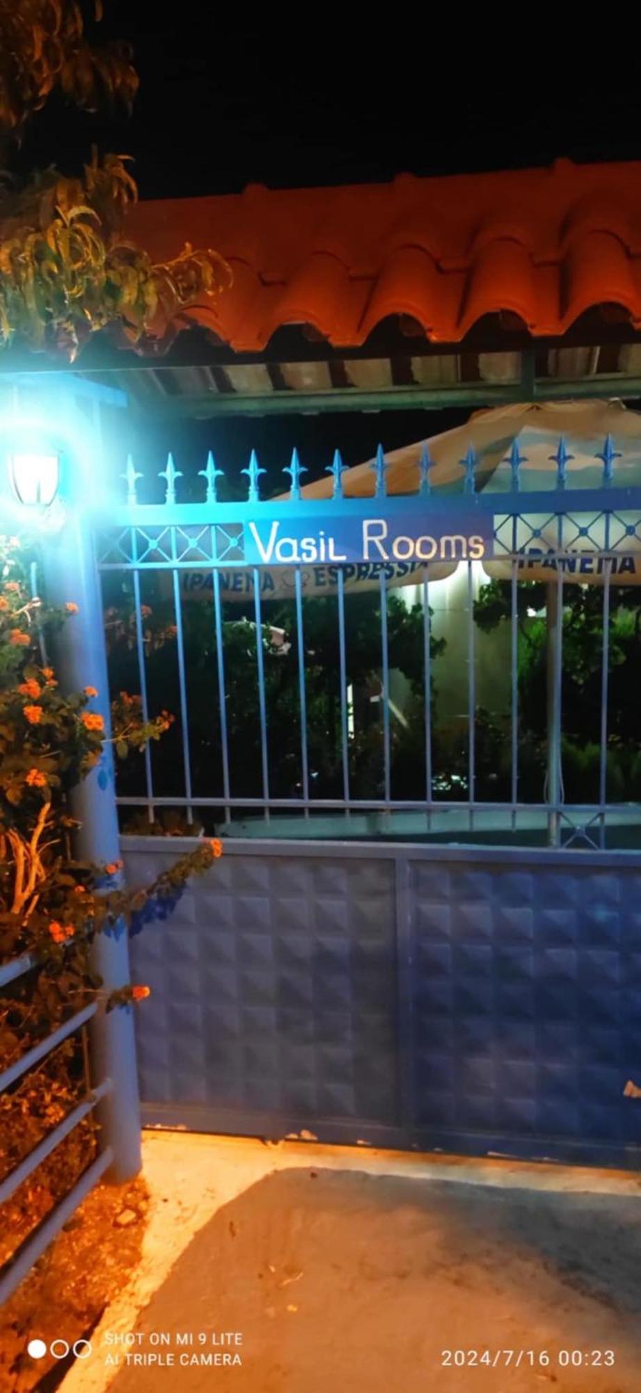 Vasil Rooms Lukovë Esterno foto